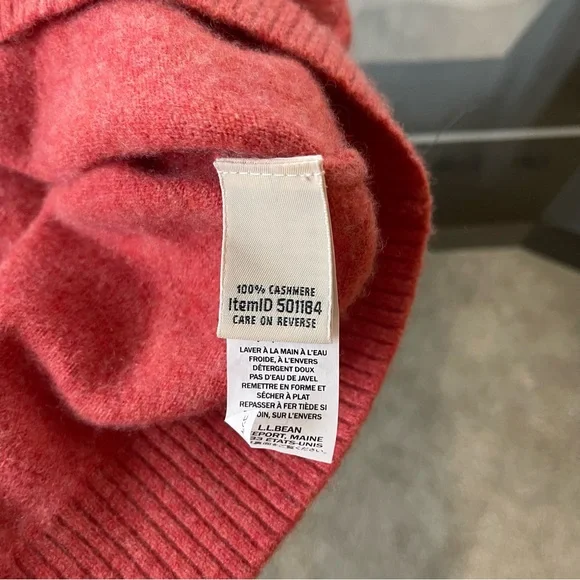 LL Bean Cashmere Sweater Small Coral V Neck Half Sleeve‎ Fuzzy Colorful Carrier - Picture 8 of 8